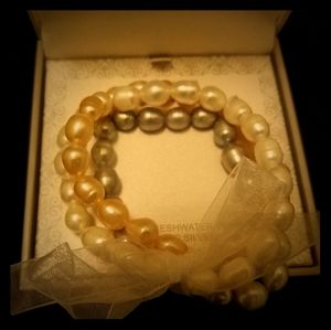 Freshwater Cultured Pearl bracelet